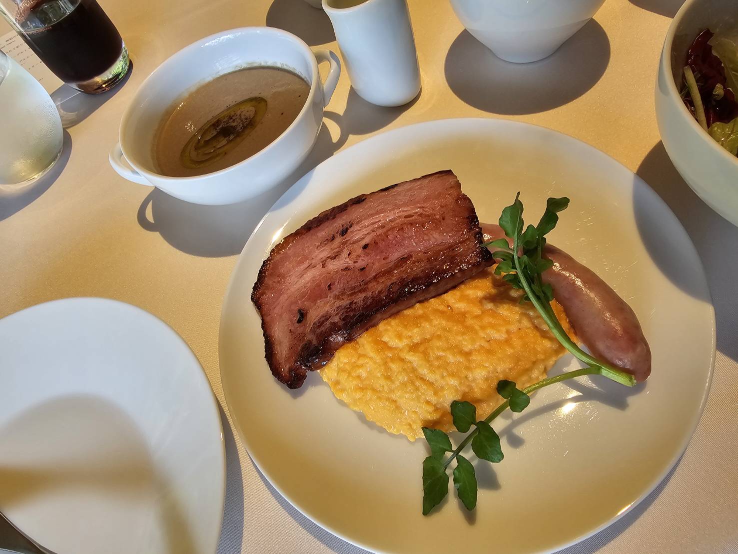 朝食　那須 無垢の音