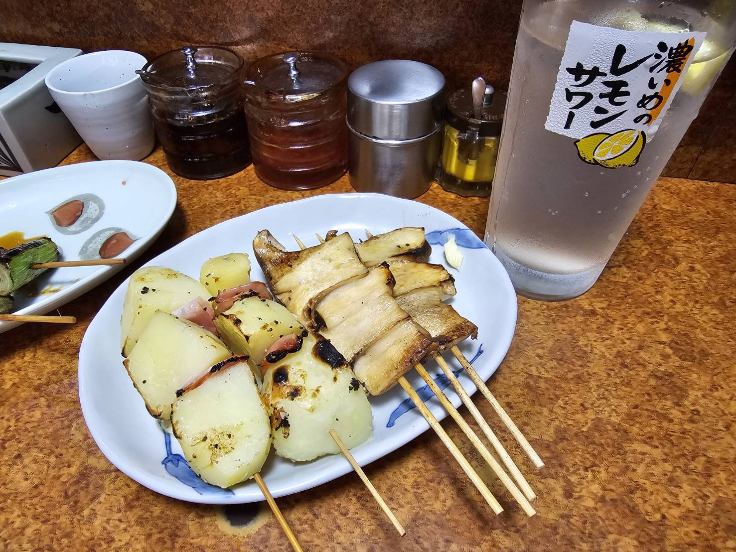 やきとり お加代 本店