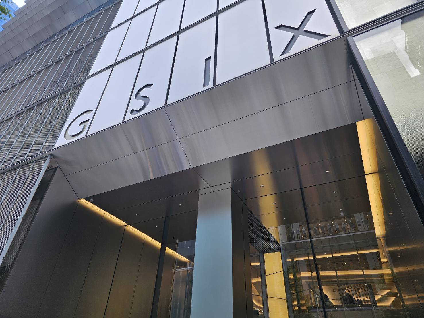 GINZA SIX
