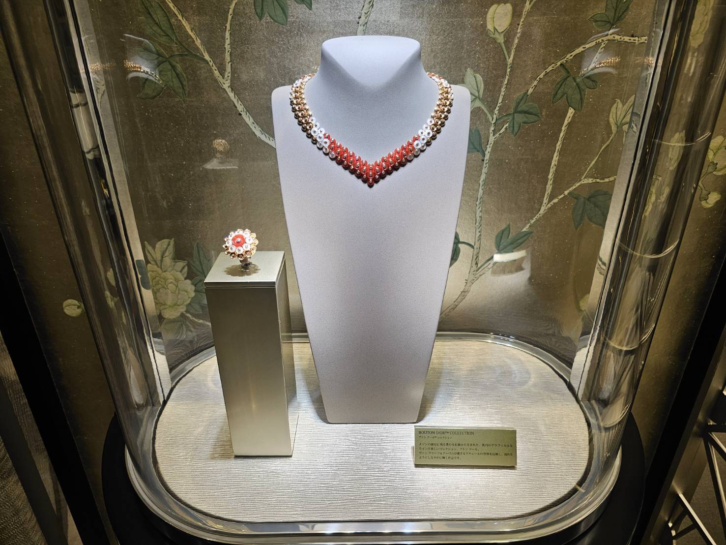 ヴァンクリーフアーペル　GINZA SIX