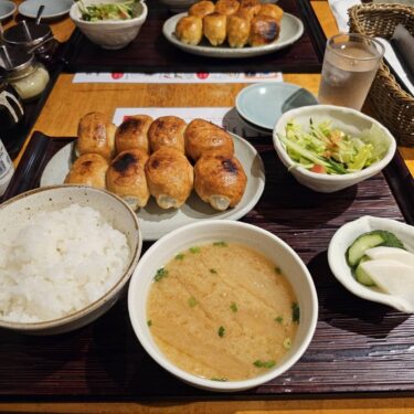 餃子の丸満 本店