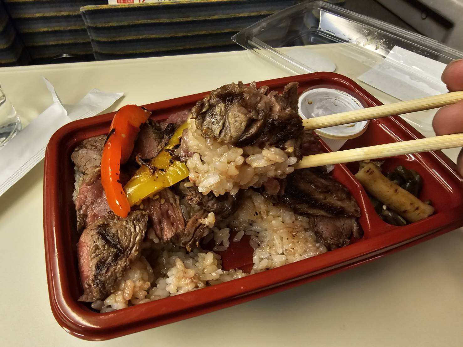 肉卸 小島 グランスタ東京