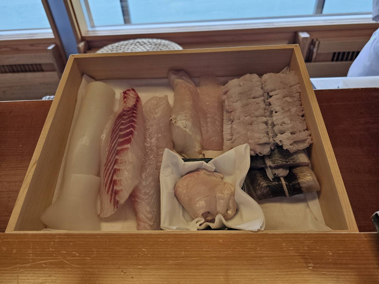 ガンツウ（guntû）食事