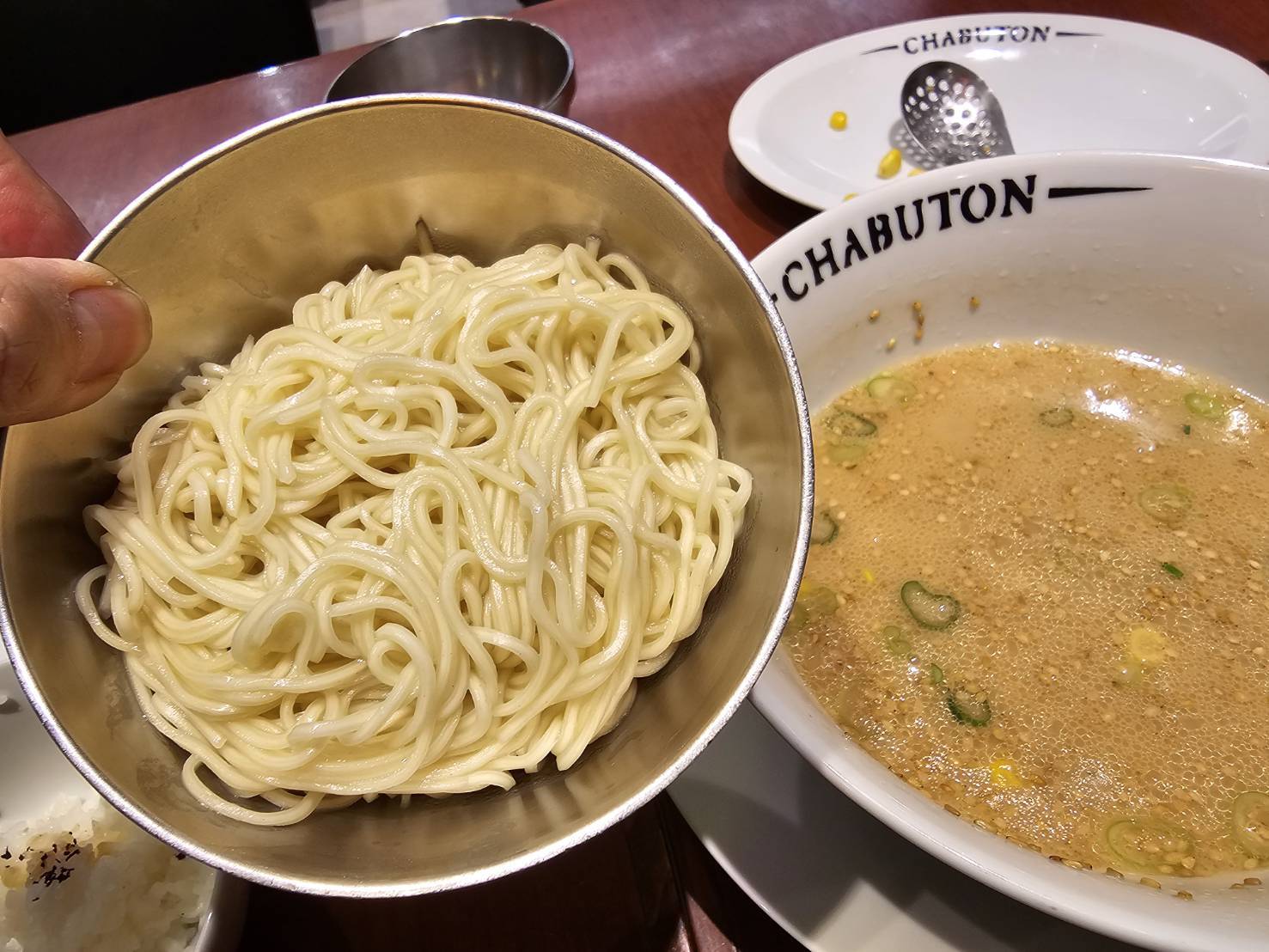 ちゃぶ屋 とんこつ らぁ麺 CHABUTON ヨドバシ横浜店