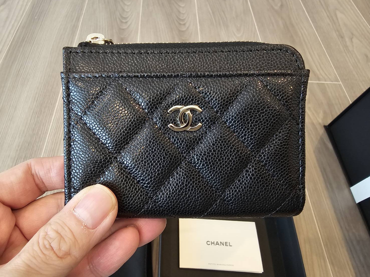 シャネル　カードホルダー